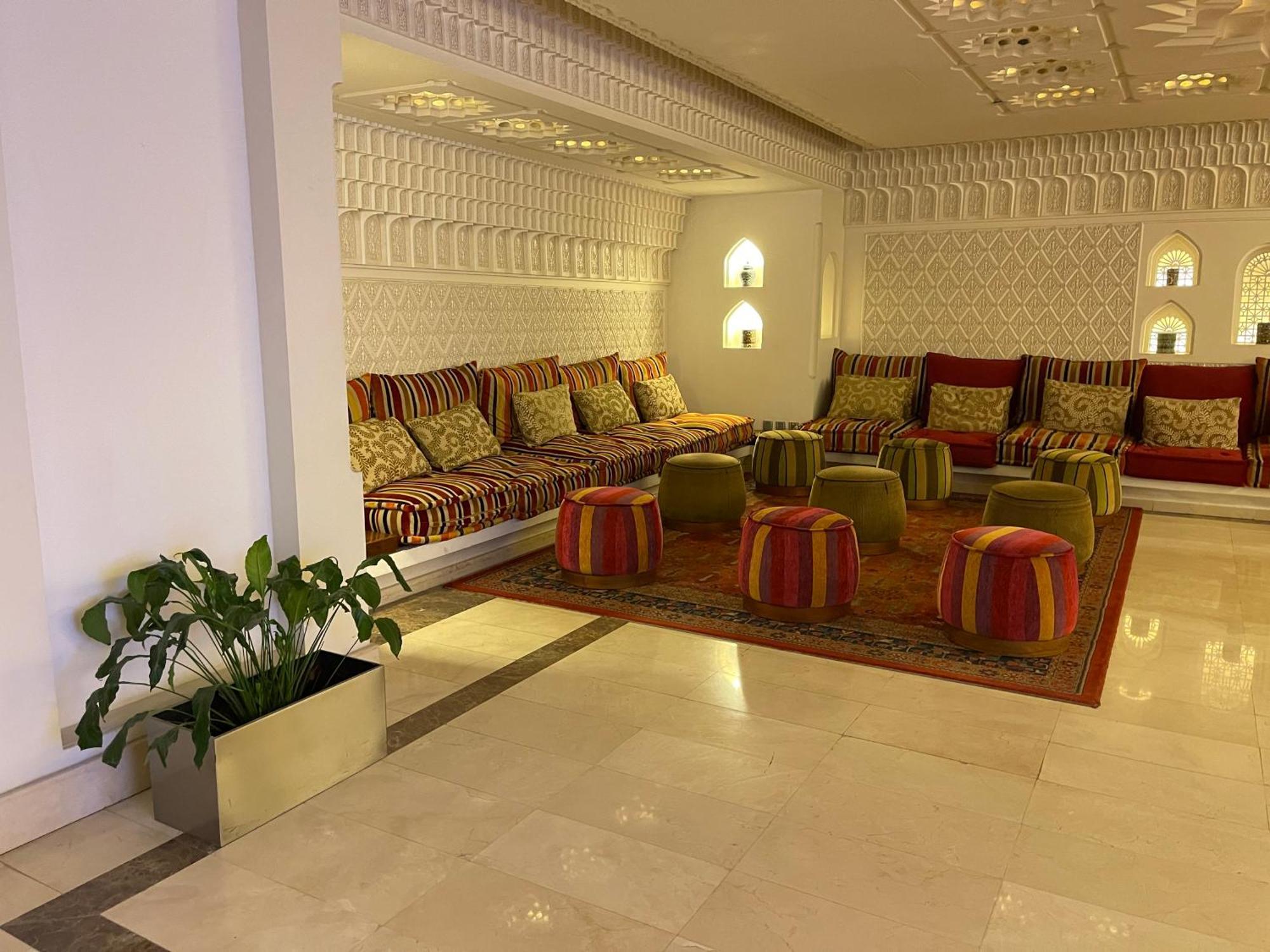 K108 Hotel Doha Buitenkant foto