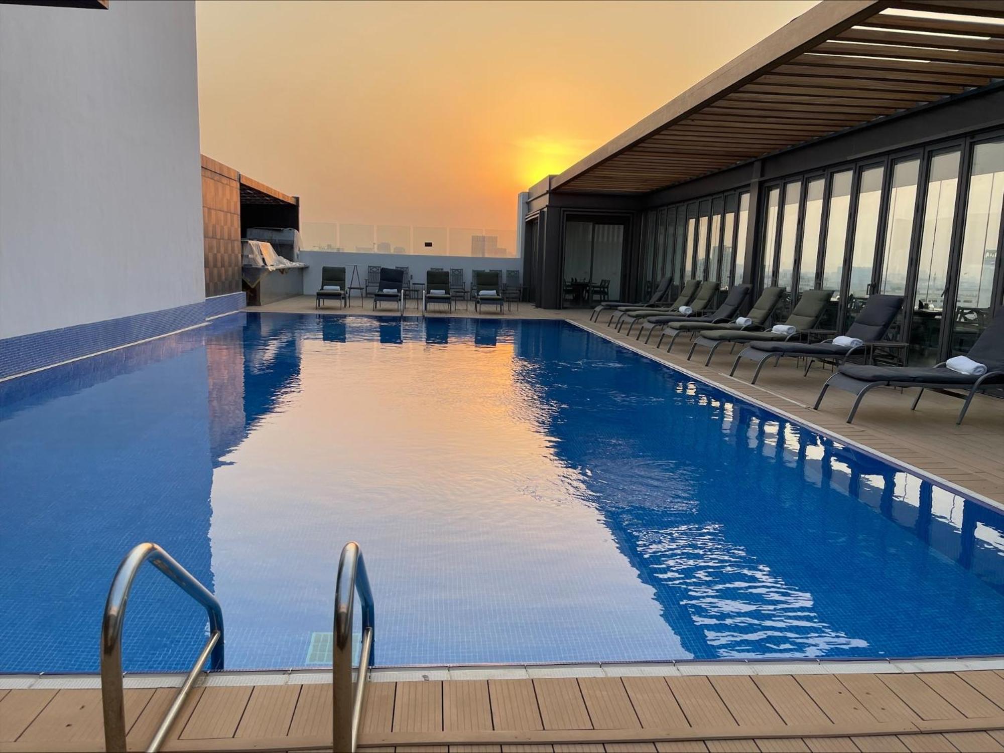 K108 Hotel Doha Buitenkant foto